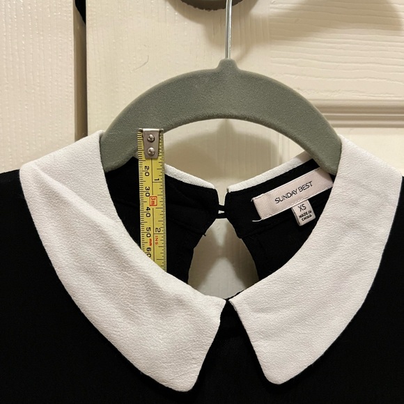 Aritzia Sunday Best patterson black with white collared shirt top blouse - Picture 7 of 8
